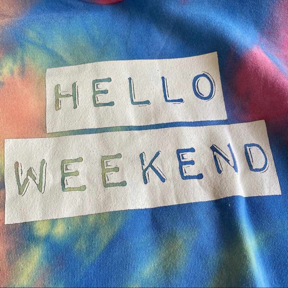 Stella Tweed Girls Soft Tie Dye Hello Weekend Hoodie Size S New w Tags
